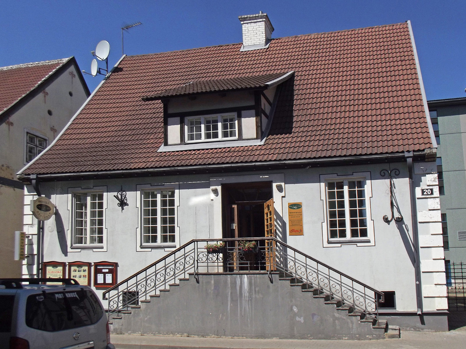 Pärnu (Пярну, Pernau)